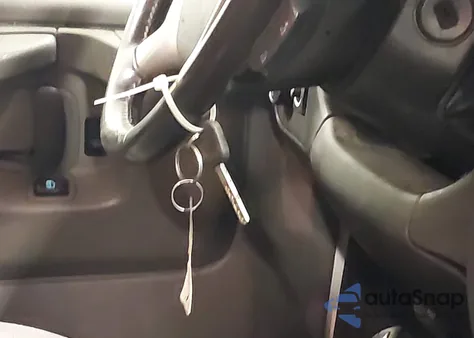 2015 Chevrolet Express 3500 Work Van z USA, uszkodzony, nr VIN 1GCZGTCGXF1229754